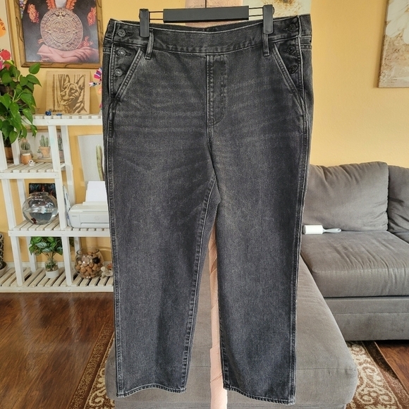 Express High Waisted Ankle Jeans - Picture 2 of 8